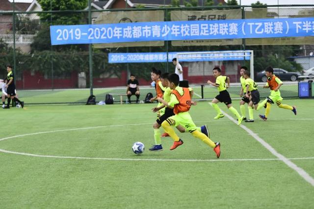 亚运会-李月汝25+15 中国女篮大胜朝鲜进决赛