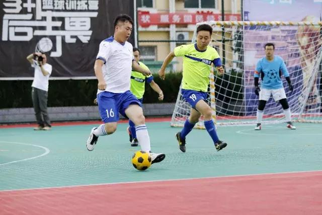 英超-萨拉赫点射加克波破门 利物浦2-0曼城